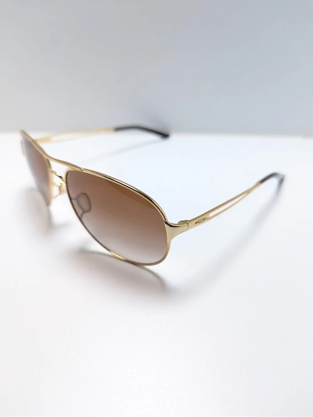 Oakley Caveat OO4054-07 Brown Gradient Gold Aviator Unisex Sunglasses 60-14-137
